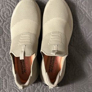 Sketchers Air cooled